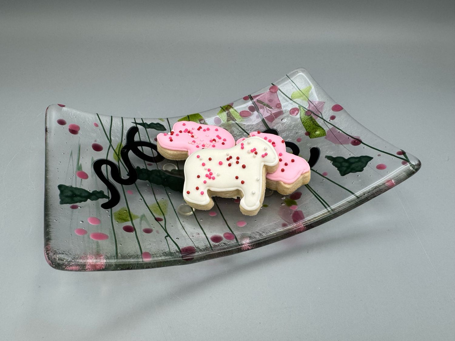 &#39;Wicked&#39; Inspired Sloped Dish (v1)