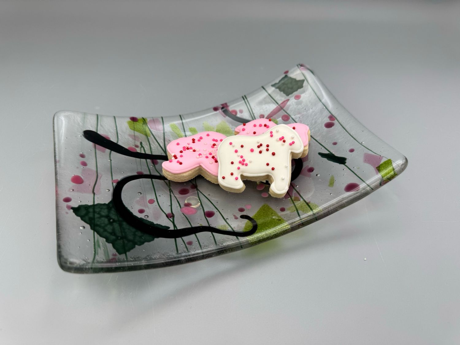 &#39;Wicked&#39; Inspired Sloped Dish (v2)