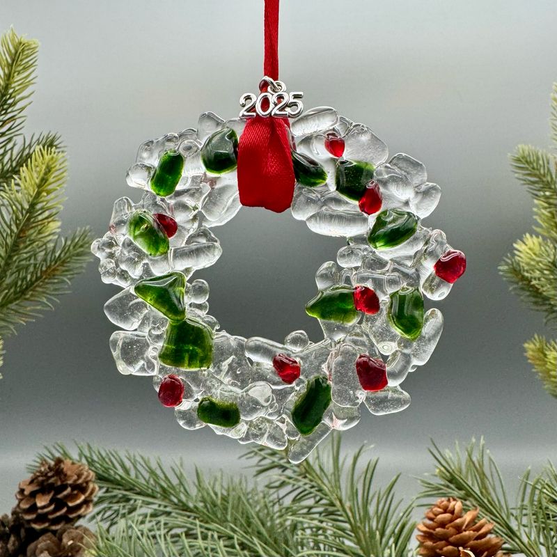 Holiday Wreath Ornament or Suncatcher