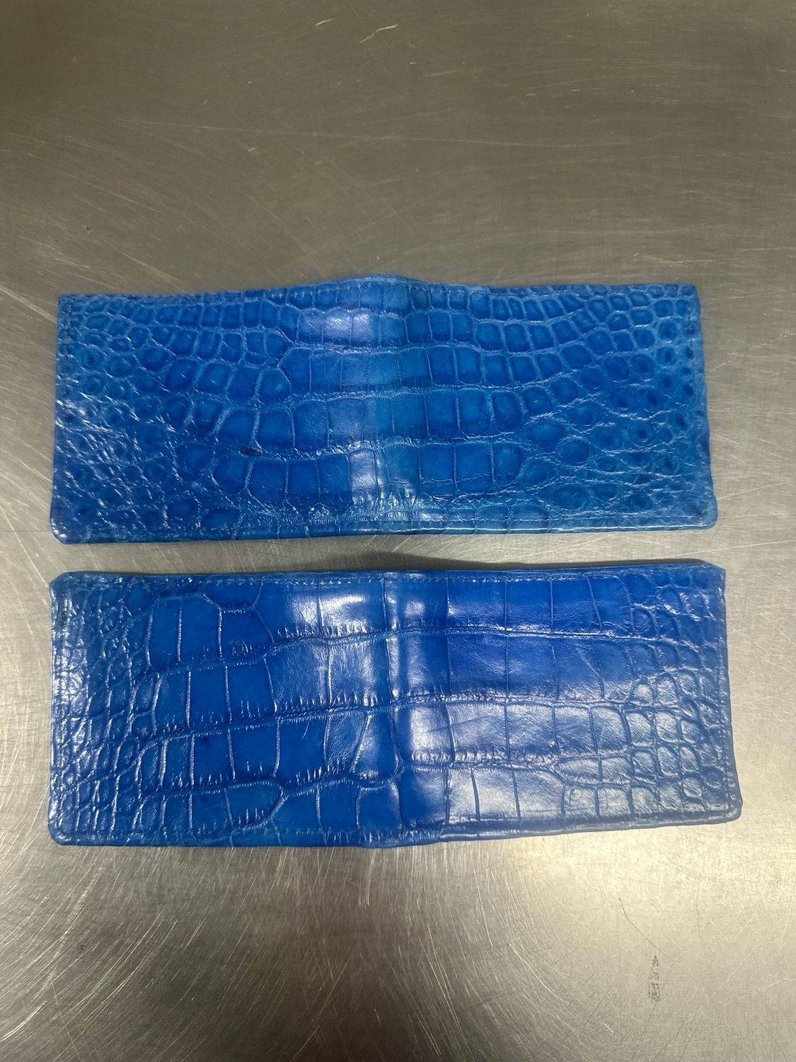 2 Alligator Bifolds And 1 Alligator Trifold