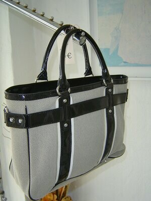 Zara Damen Handtasche Henkeltasche Textil Lack groß 38x30x13cm grau schwarz