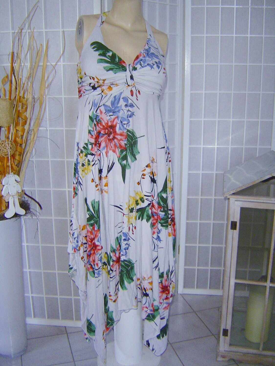 BODYflirt Damen Trägerkleid Gr. 40, 42 grau bunt floral gemustert  Zipfelkleid stretch
