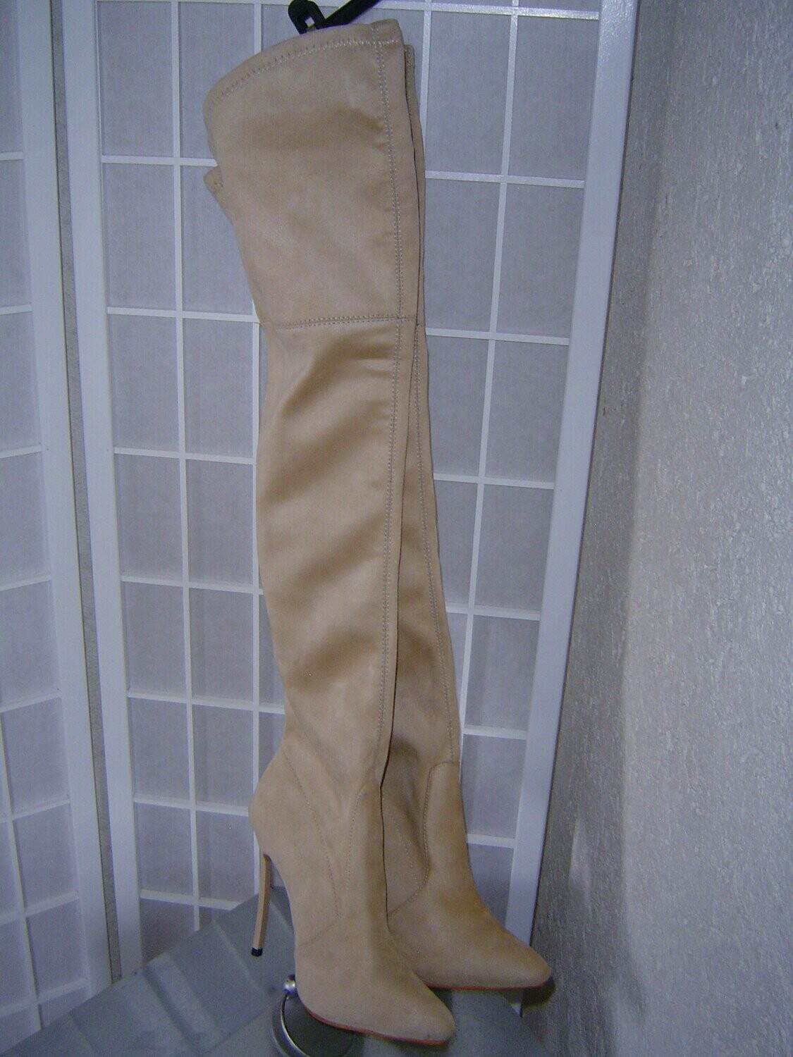 Damen Overknee Stiefel Gr. 40 beige Absatz 12cm Stiletto