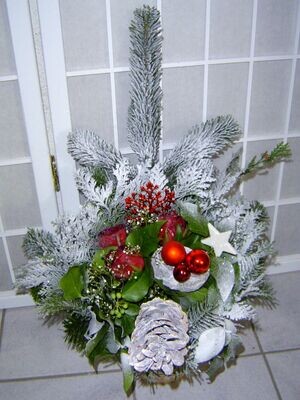 Vorbestellung FaSaGo Weihnachts Strauß mit Wachsrosen Rosen Blumenstrauß Handarbeit