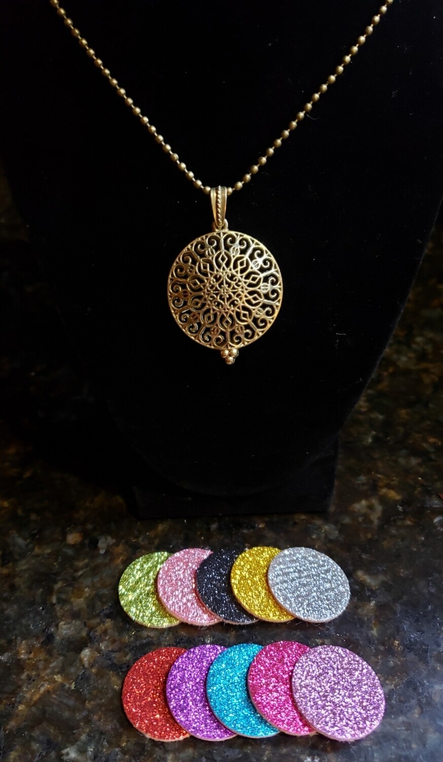 #4 Essential Oil Diffuser Necklace with 10 felt pads