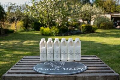 6 x 1 Litre Unpasteurised Milk and Grass Fed Beef And Pork Combo Box