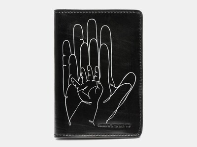 Обложка PR6 Black Три руки