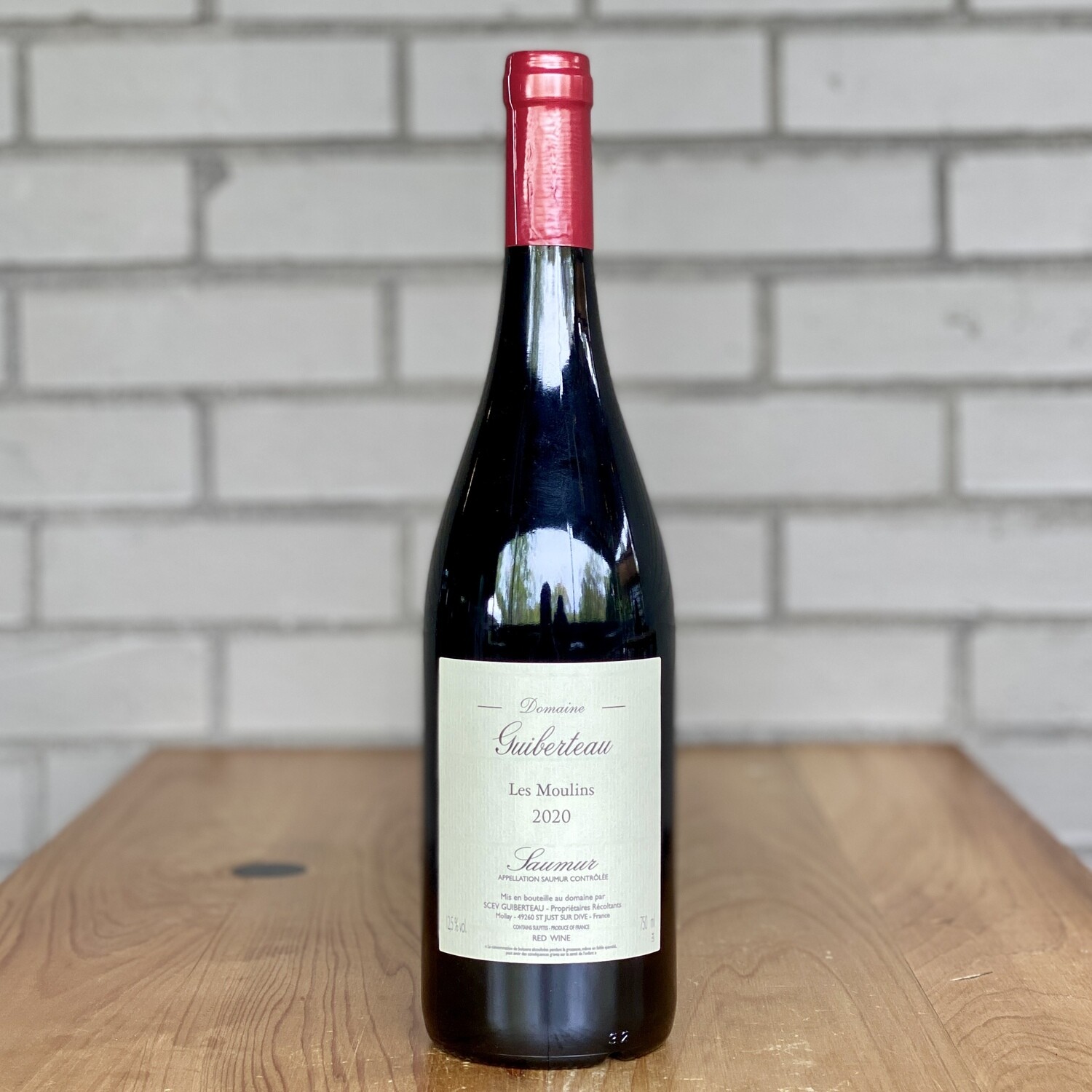 Domaine Guiberteau Rouge Les Moulins (750ml)