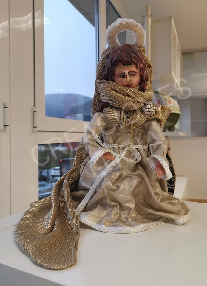 VIRGEN MARÍA