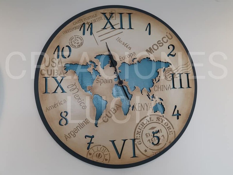 Reloj mapa mundi.