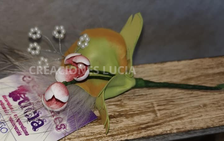 Broche Foamiran