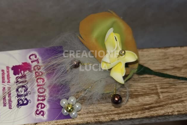 Broche Foamiran