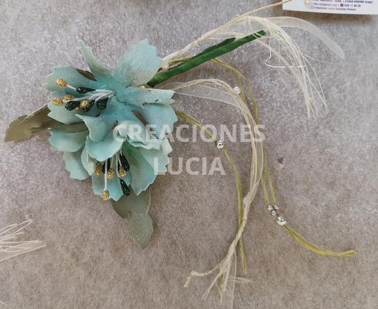 Broche Foamiran