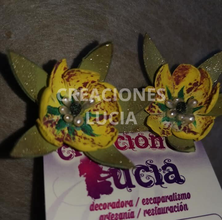 Pendientes Foamiran