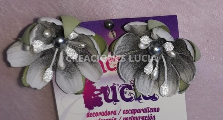Pendientes Foamiran
