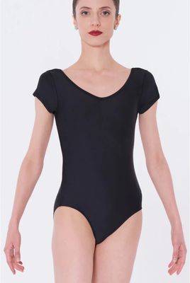 Das Dolores Trikot von Wear MoI mit kurzen Ärmeln Das Dolores Trikot von Wear MoI mit kurzen Ärmeln