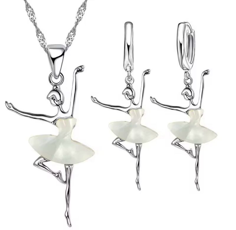 Weißes DC31 Ballerina-Schmuckset aus Sterlingsilber Weißes DC31 Ballerina-Schmuckset aus Sterlingsilber