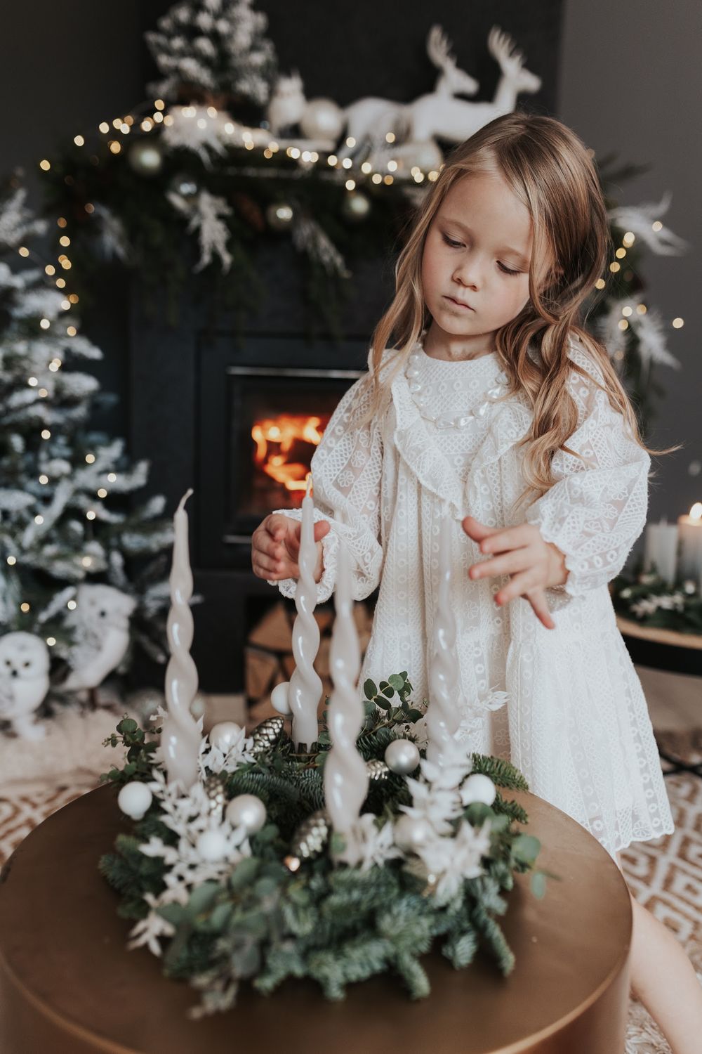 Adventes vainags – svētkiem DŪMAKAINI PELĒKAIS (DIY KIT)