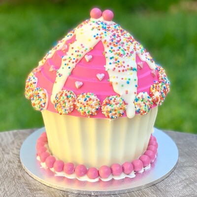 Giant cupcake smash cakes - personalised chocolate gifts for birthdays and celebrations.