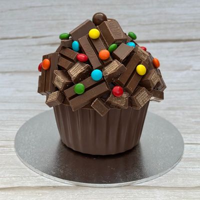 Giant Kit Kat Cupcake