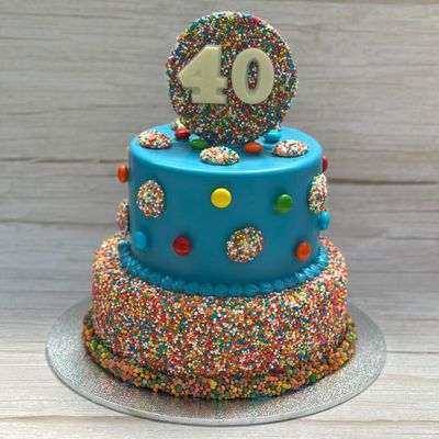 Two Tier with Giant Freckle