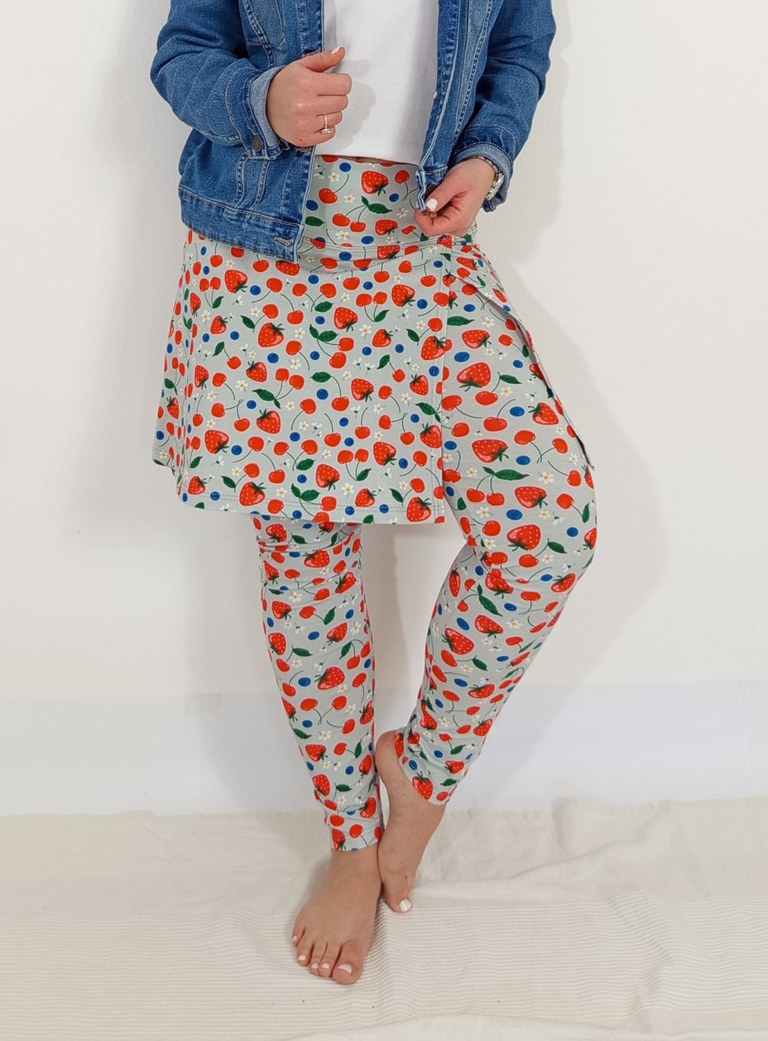 Szoknyás LEGGINGS- eper