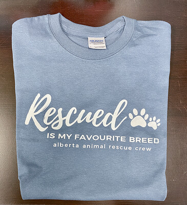 *Clothing - Rescued is my Favourite Breed - T-Shirt *Clothing - Rescued is my Favourite Breed - T-Shirt