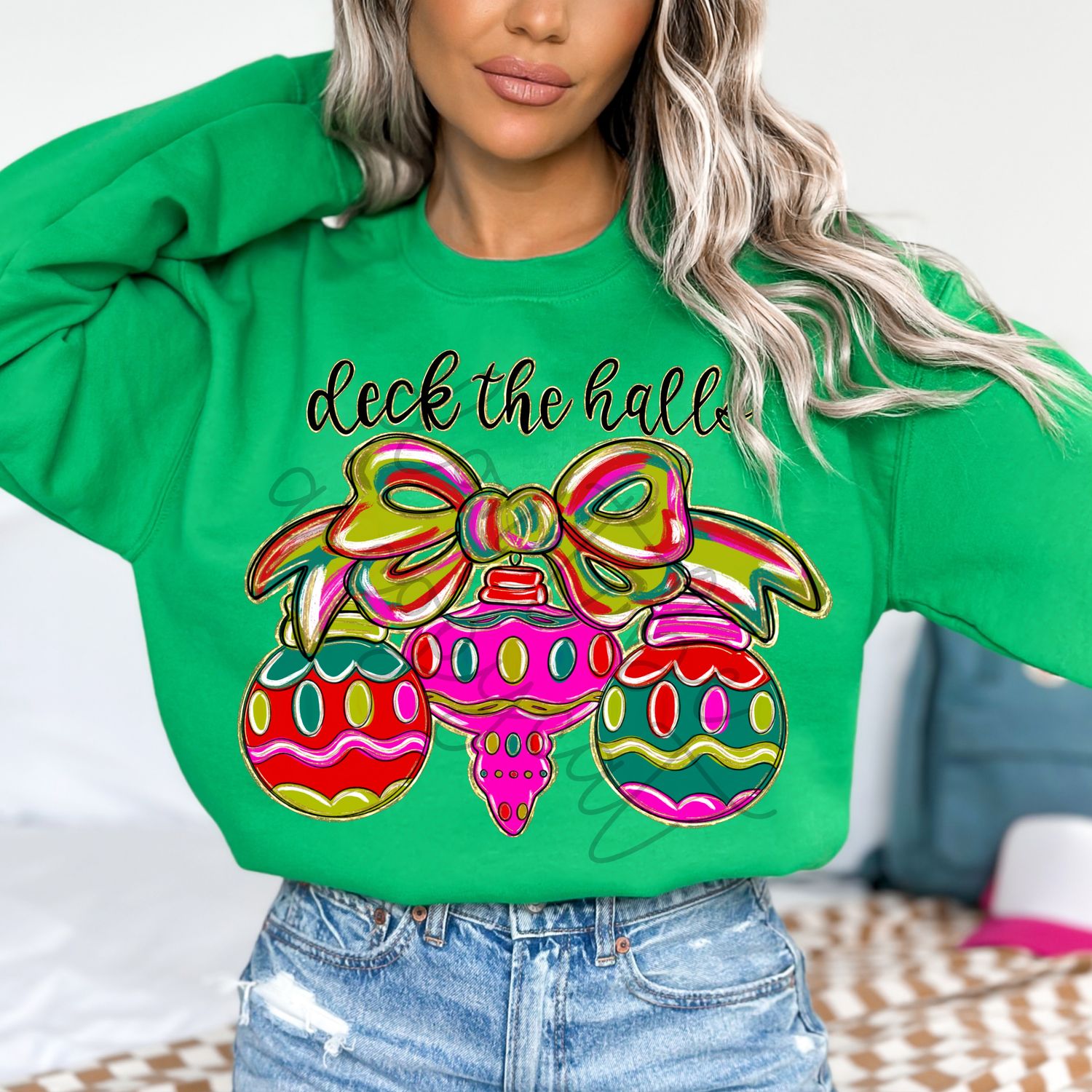 Deck the Halls Ornaments Gold PNG Design Christmas
