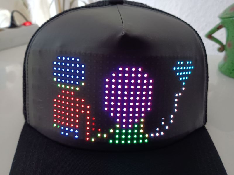 Blue Tooth App Control Vollfarb LED CAP Hut Scrolling Display DIGI programmierbar bluetooth