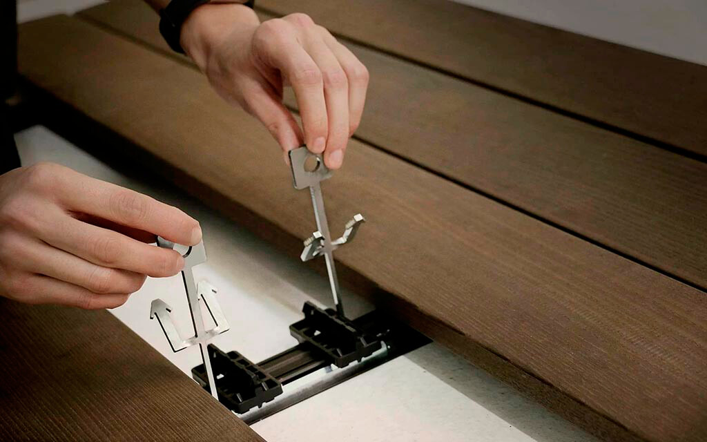LLAVE DESMONTAJE