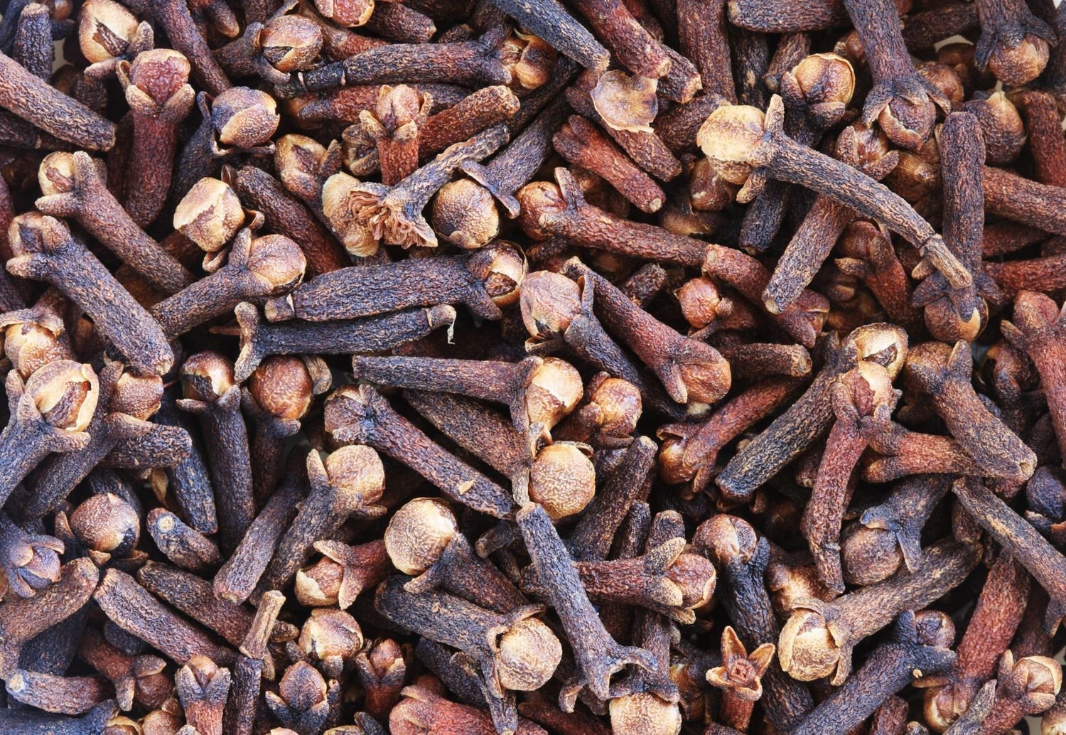 Clove Bud Pure Essential Oil Analysis Report