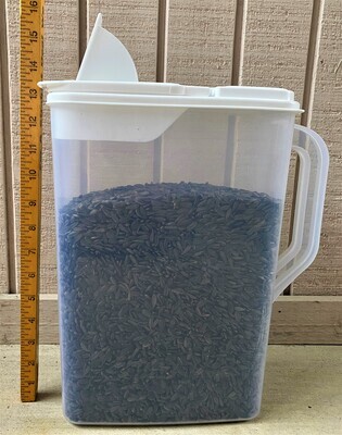 ** FREE SHIPPING ** 8-qt Birdseed Pour Spout Container