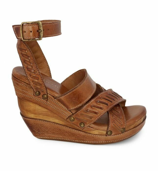 Kaphie Bed Stu Wedge