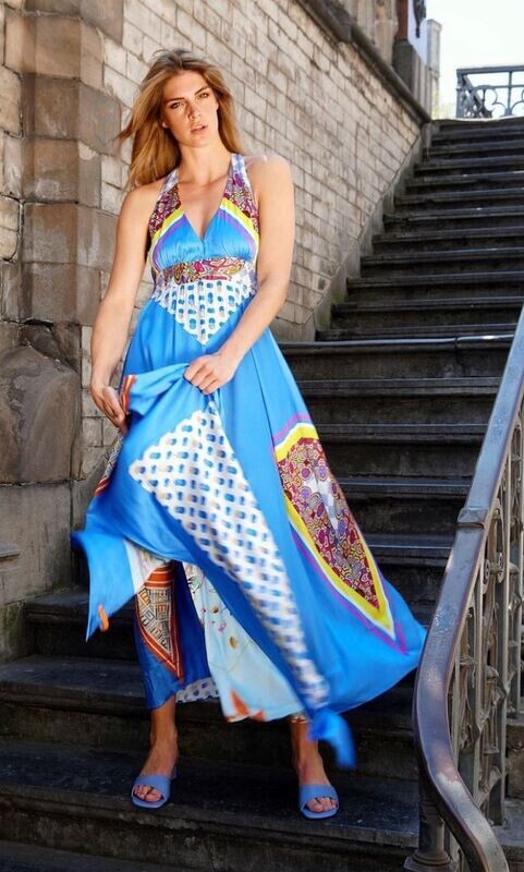 Mucho Gusto Maxi Dress