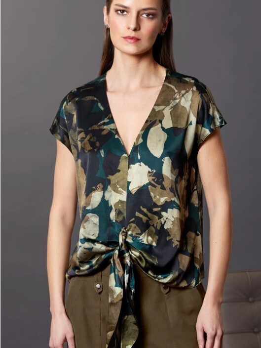 Go Silk Knot Tee Camo Print T1612