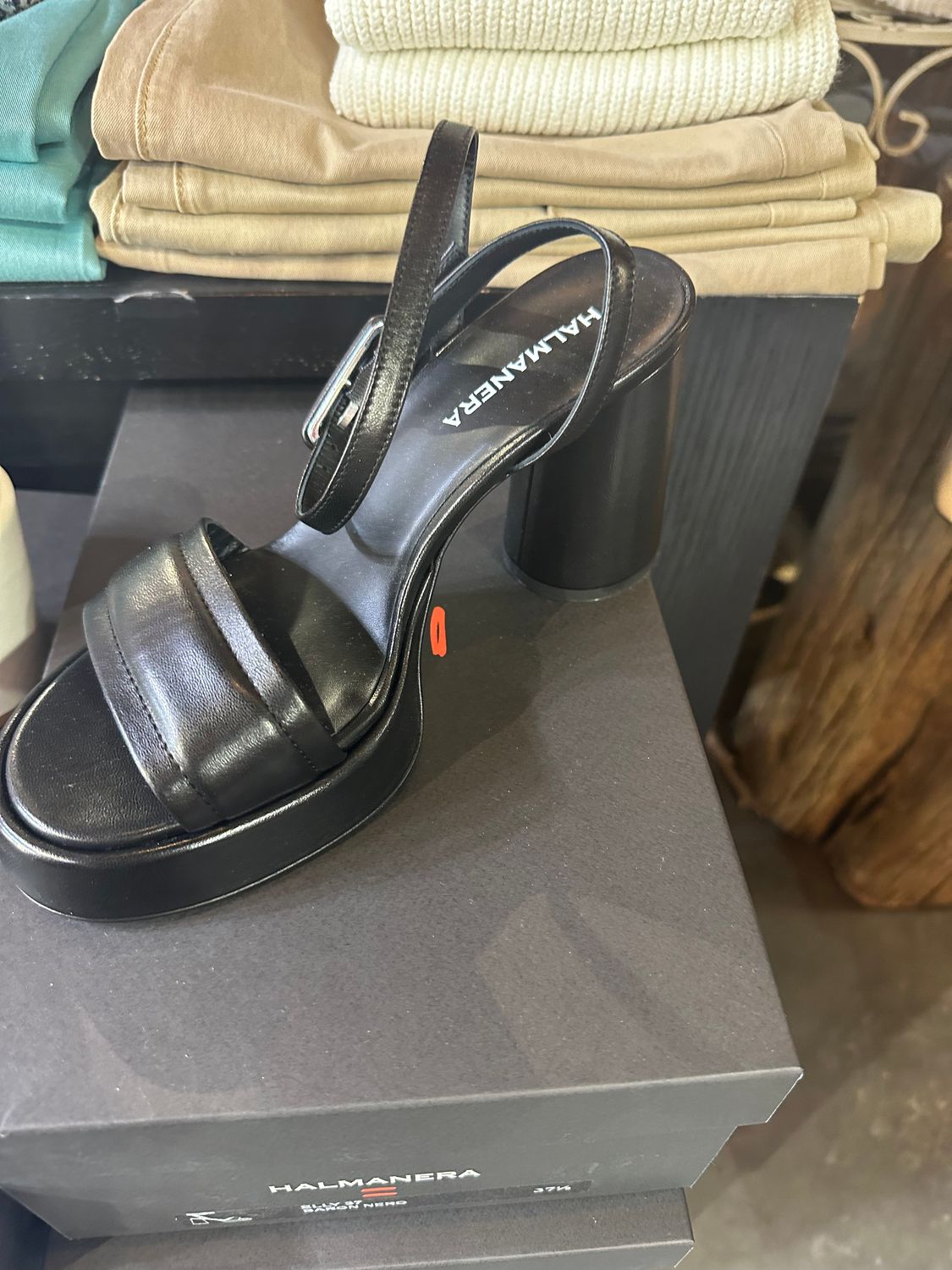 Halmanera Black Sandal with block heel