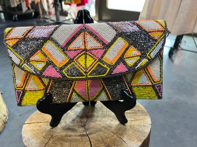 Ricki Desisgns Clutch