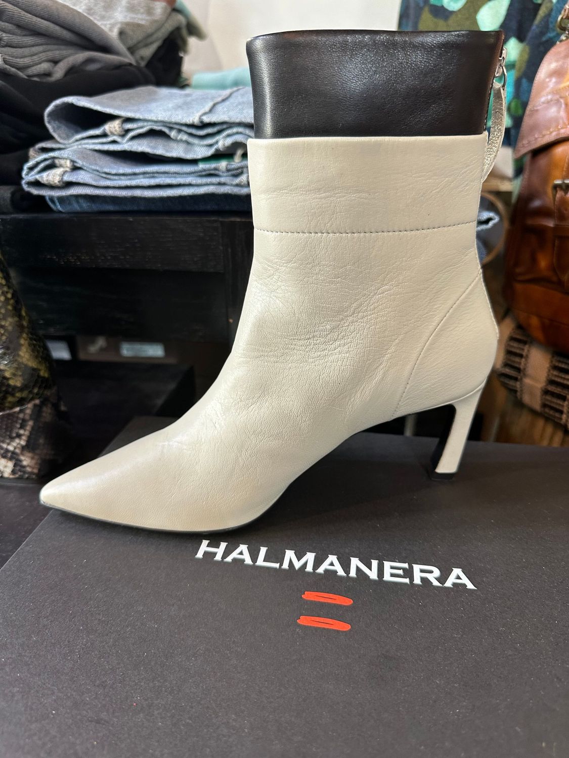 Halmanera Cream/Black Leather Boot