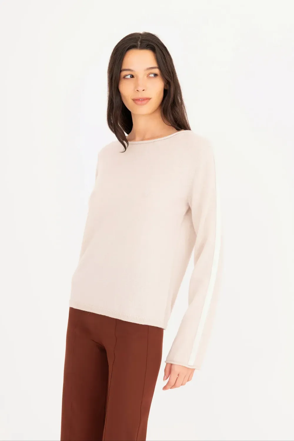 Elaine Kim Elle Beige Cashmere Crew Neck with sueded trim Elaine Kim Elle Beige Cashmere Crew Neck with sueded trim