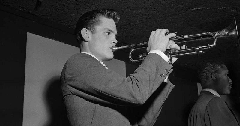 Chet Baker - I Fall in Love Too Easily