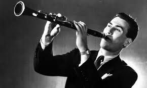Artie Shaw - Dancing on The Ceiling