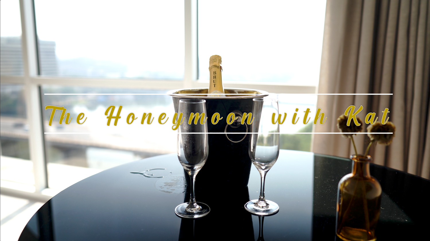 Honey moon with Kat (B/g)