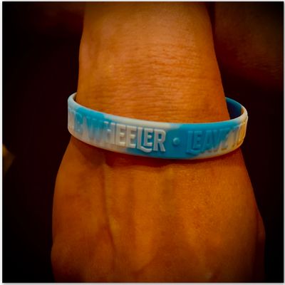 LEAVE TOMORROW WRISTBAND (UNISEX)