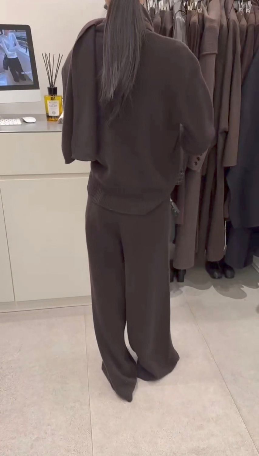 Premium 3 dalių megztas kostiumėlis iš 100 % natūralios vilnos