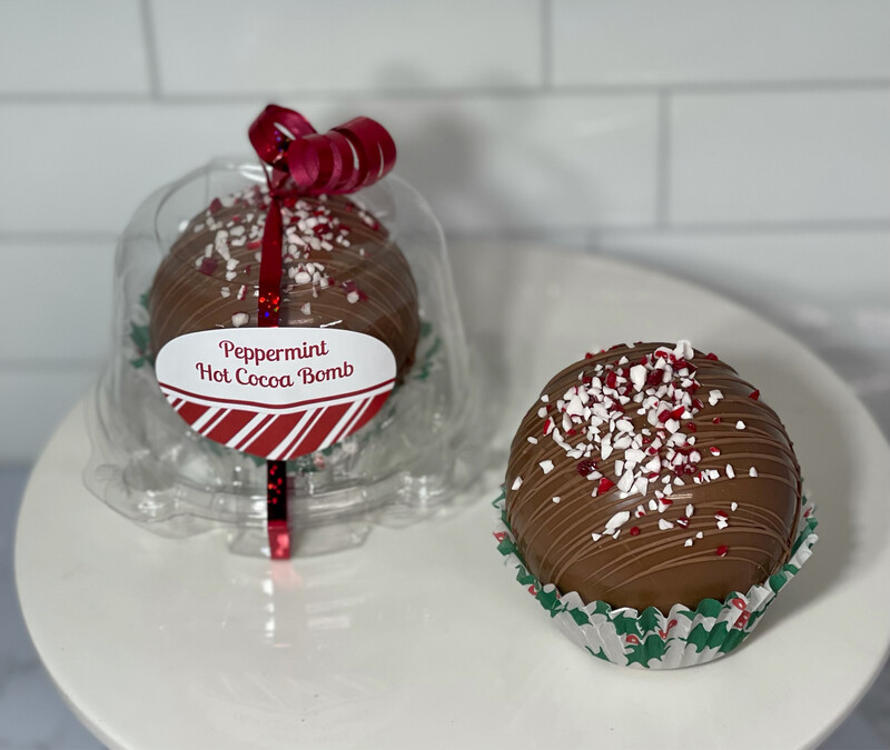 Peppermint Hot Cocoa Bomb