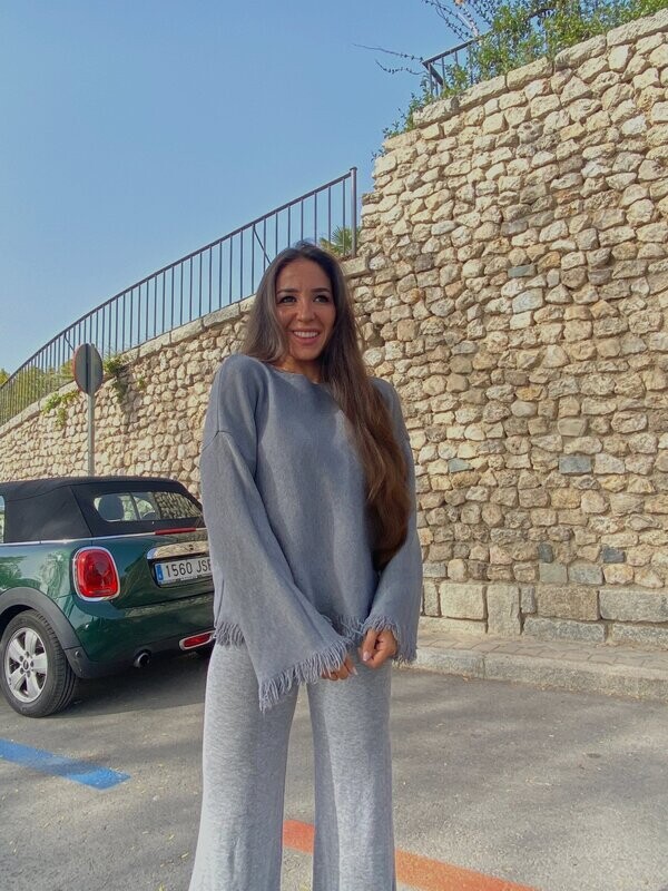 jersey flecos gris