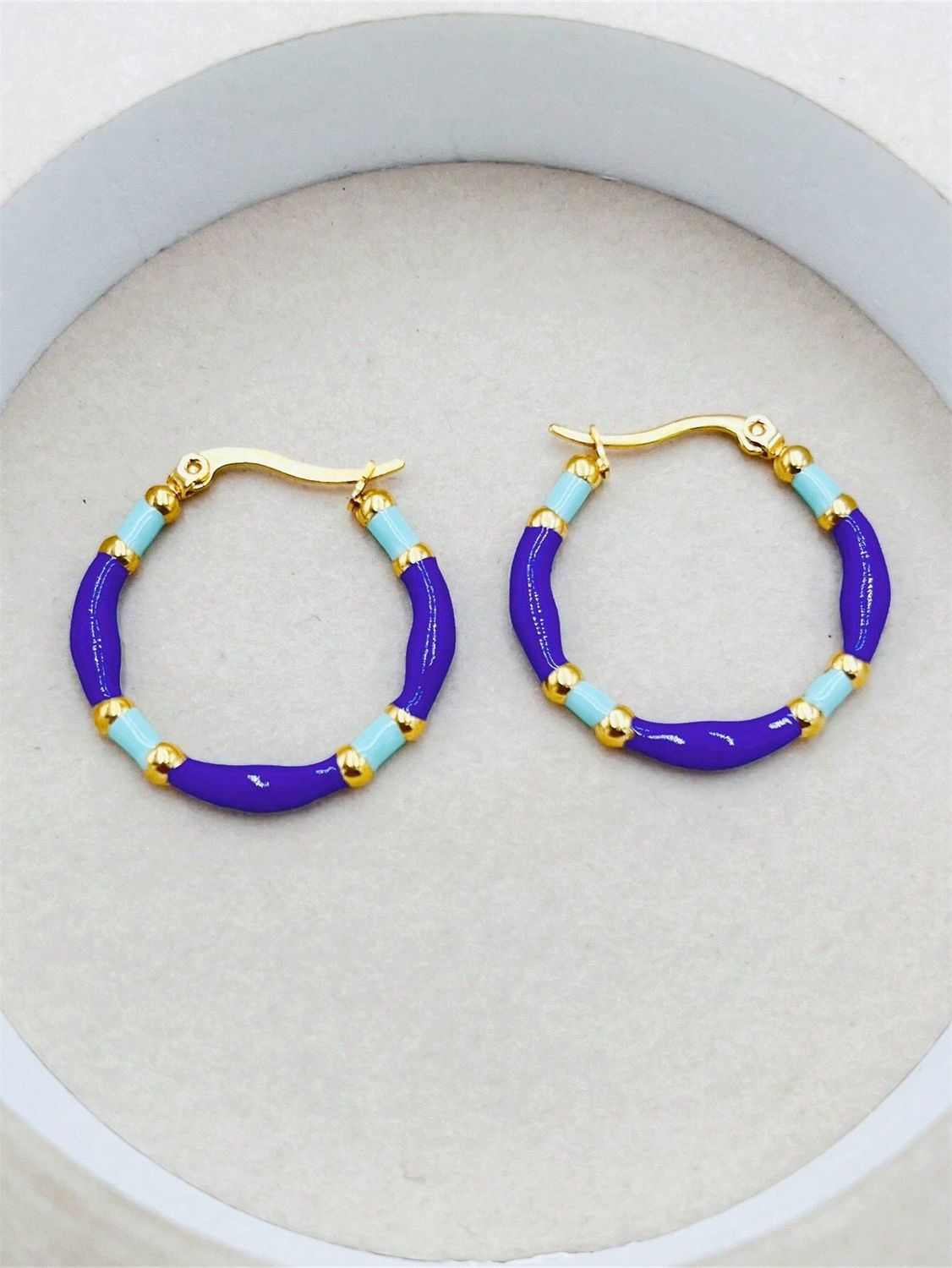 the blue hoops