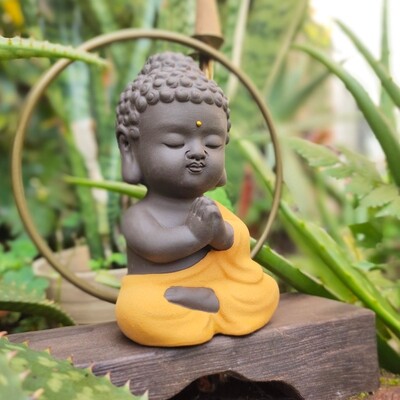 Buddha-Statue mit Räucherstäbchenhalter / Rückfluss Räucherkegel