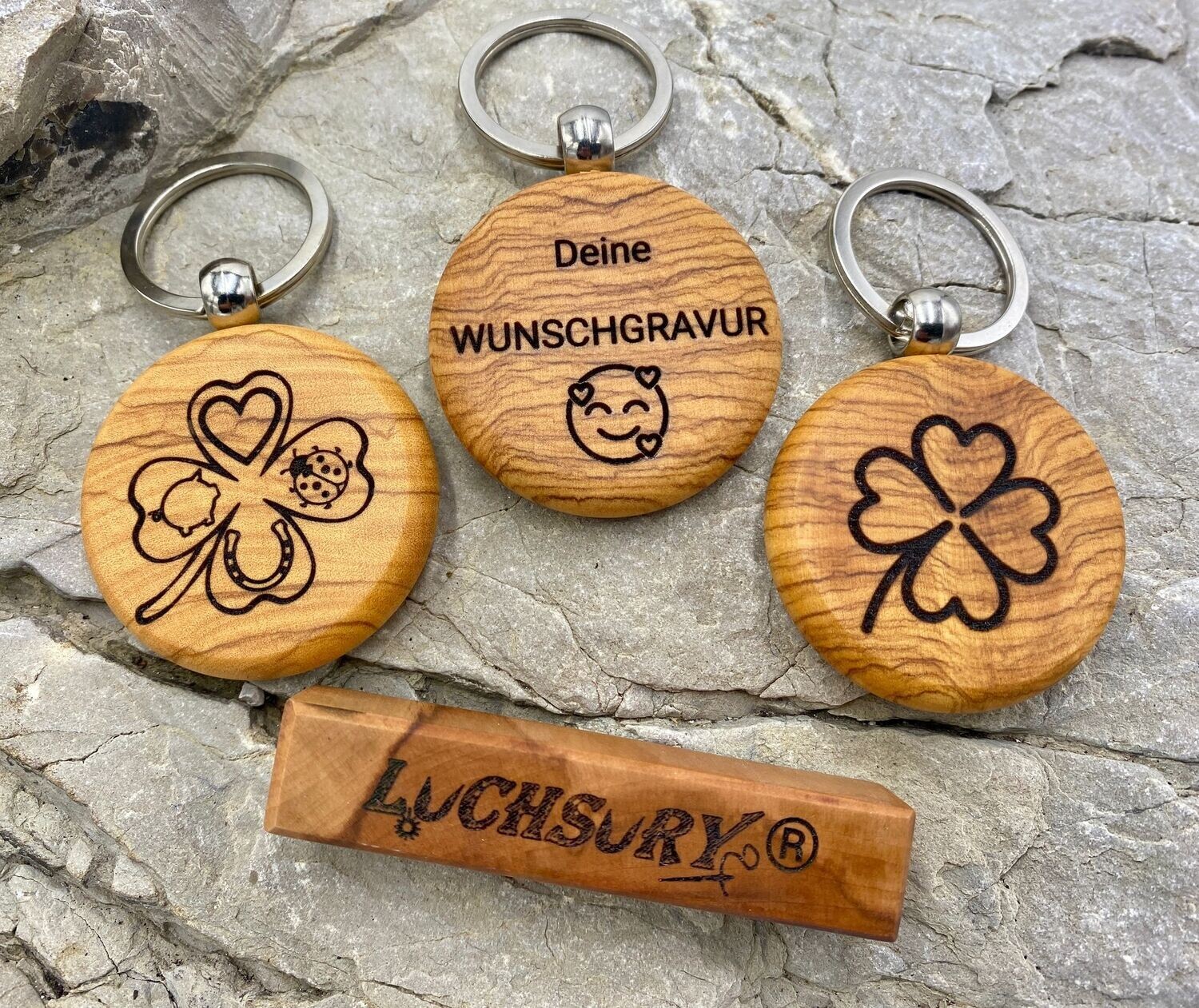Schlüsselanhänger -  Kleeblatt - Olivenholz - Personalisiert