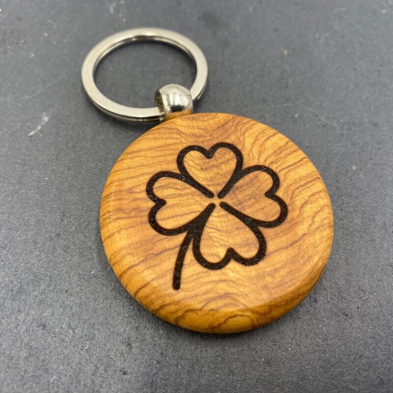 Schlüsselanhänger - Glücksbringer - Kleeblatt Normal - Olivenholz